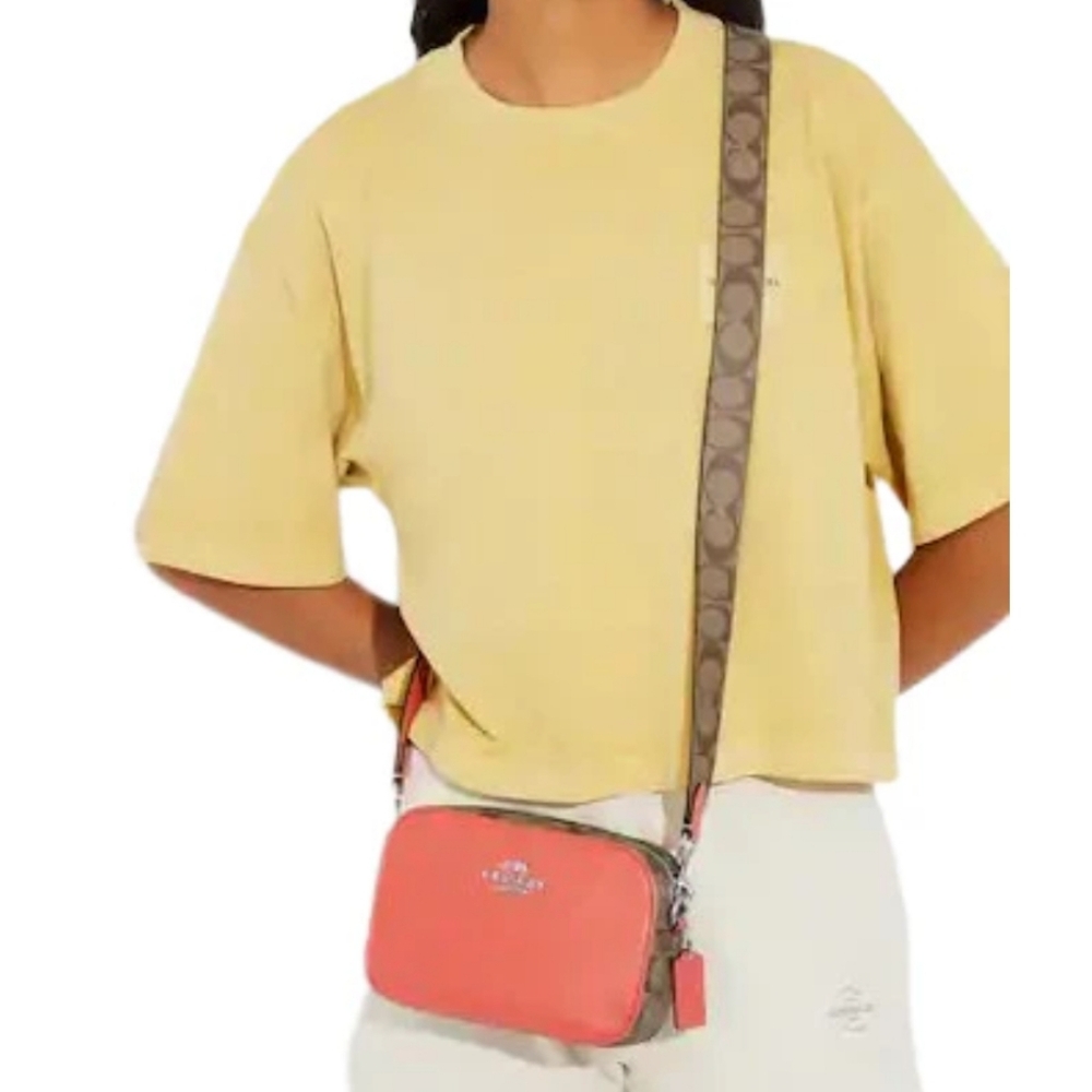 NWOT Coach Mini Jamie Camera Bag With Signature Canvas
